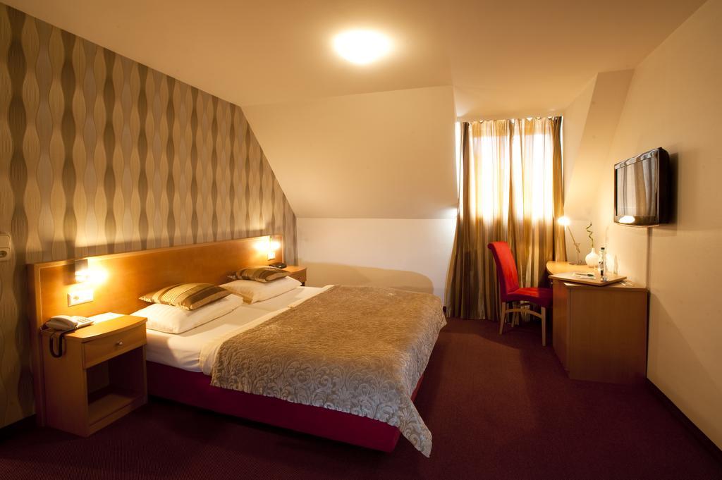Hotel Geyer Klagenfurt am Woerthersee Eksteriør bilde