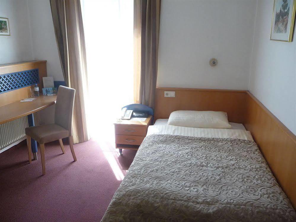 Hotel Geyer Klagenfurt am Woerthersee Eksteriør bilde